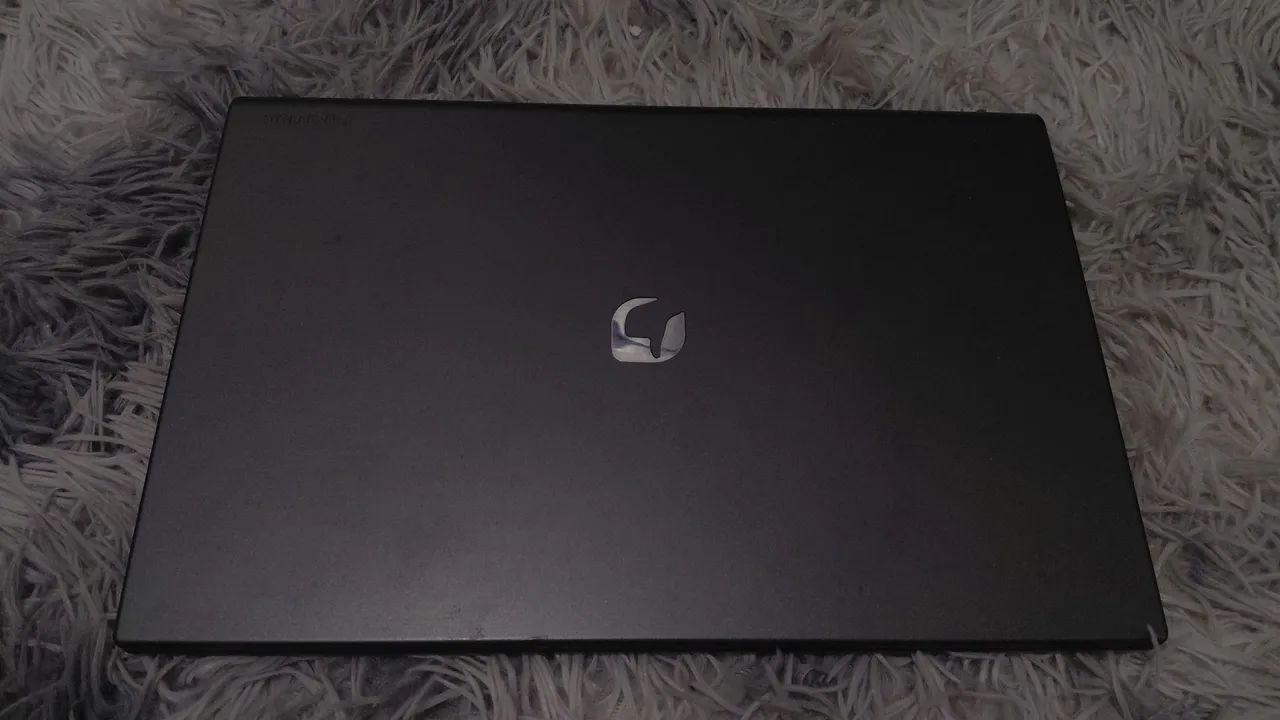 Vendo notebook Positivo para retirada de peças.