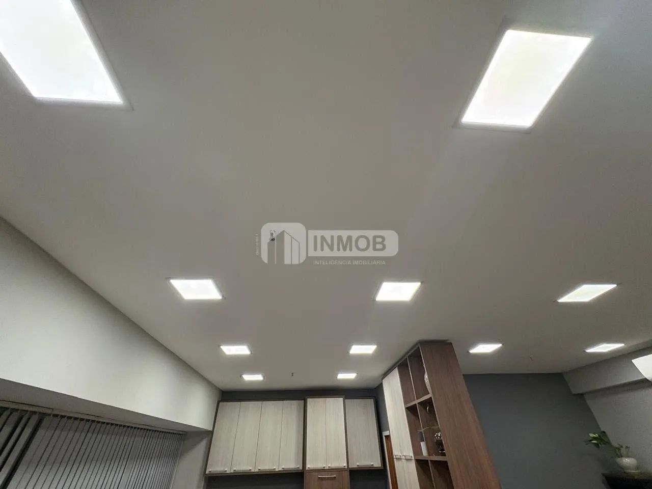 Sala Comercial à Venda no Bosque Flamboyant, Taubaté - Foto 2