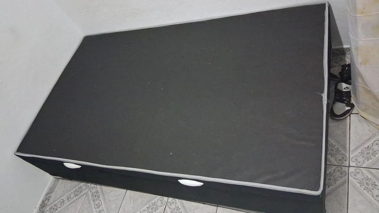 Vendo baú para cama