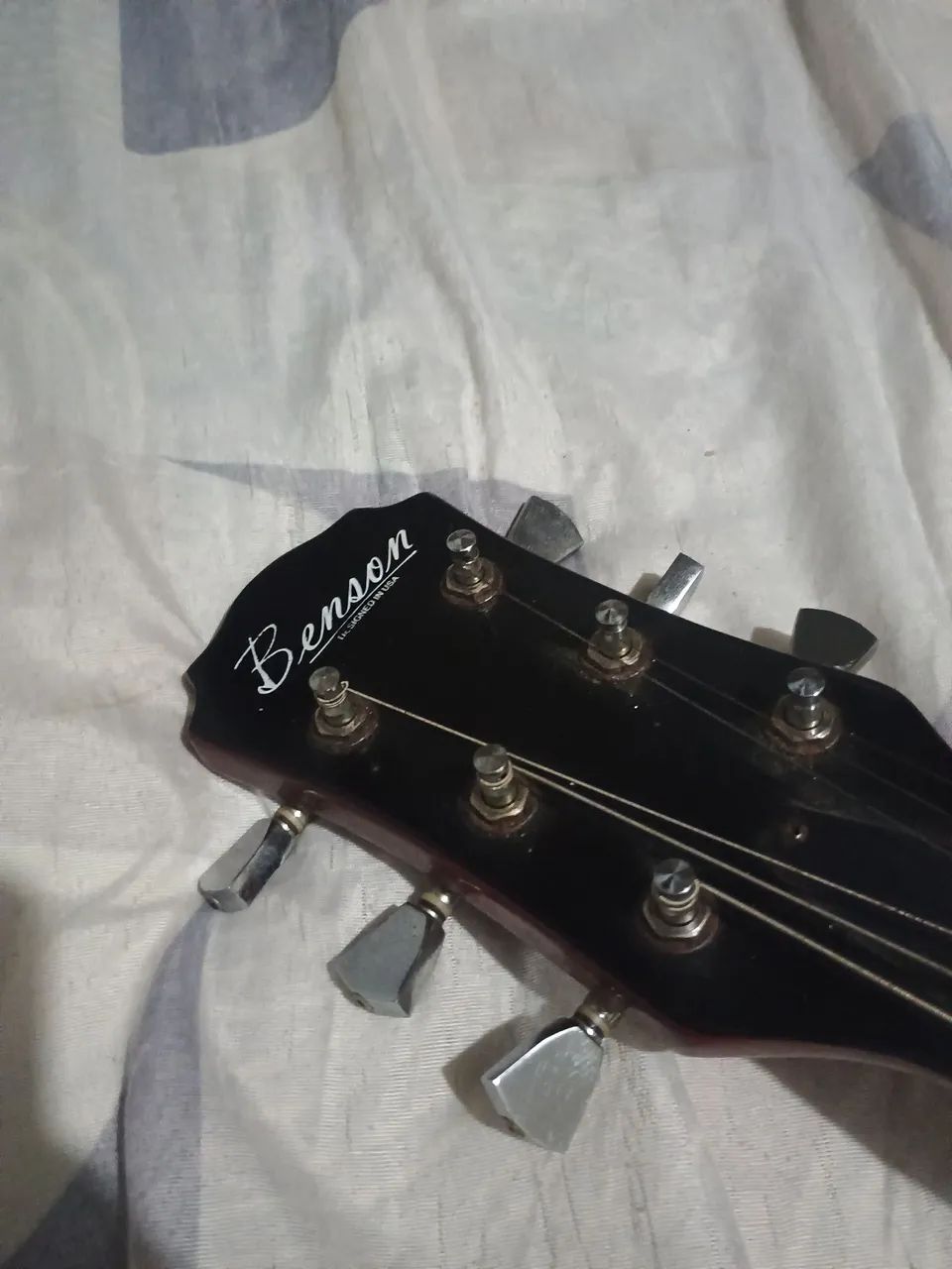guitarra Benson modelo Les Paul usada + mesa de som  - Foto 4