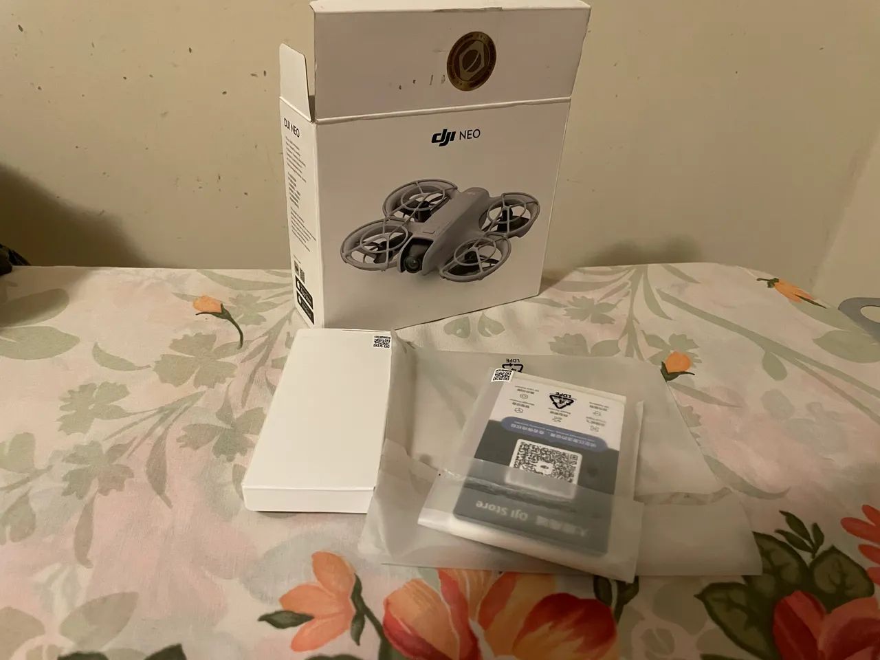 DJI Neo - 4 Baterias e Hub de recarga) +  Controle RC-N3 + Case + hélices Stealth - Foto 2