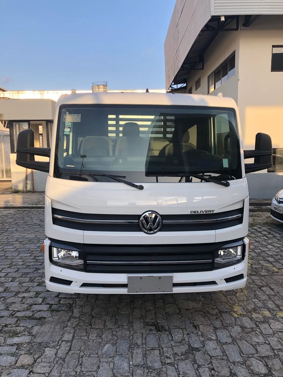 Volks 6.160 Delivery 0km Completo + Carroceria zero - Foto 3