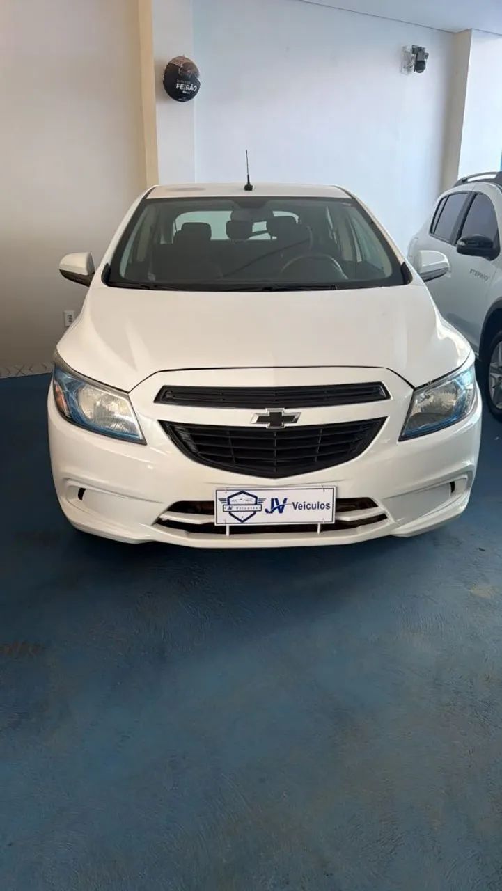 Chevrolet Onix ONIX HATCH Joy 1.0 8V Flex 5p Mec. 2019