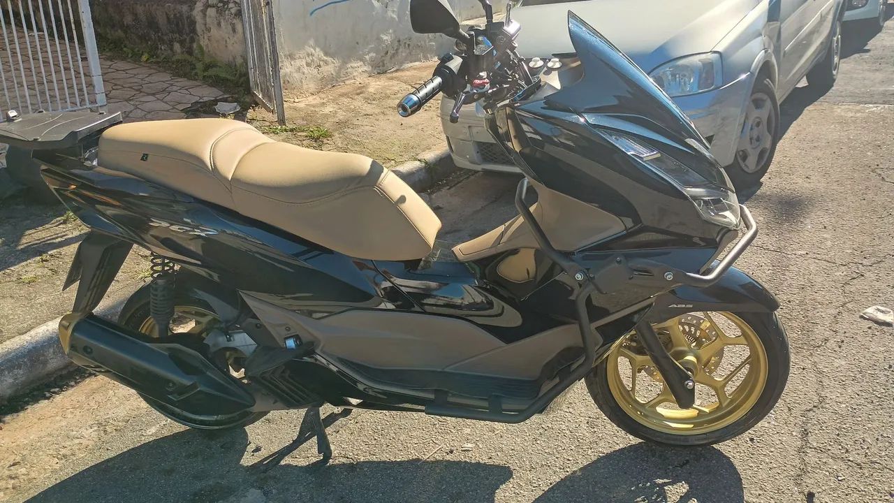 Moto excelente estado.