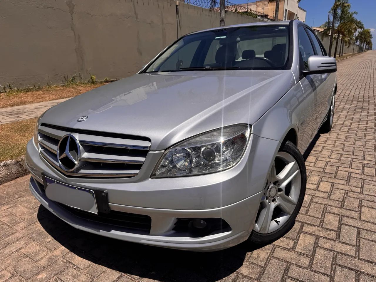 Mercedes-Benz C-180 CGI Classic 1.8 16V 156cv Aut. 2011
