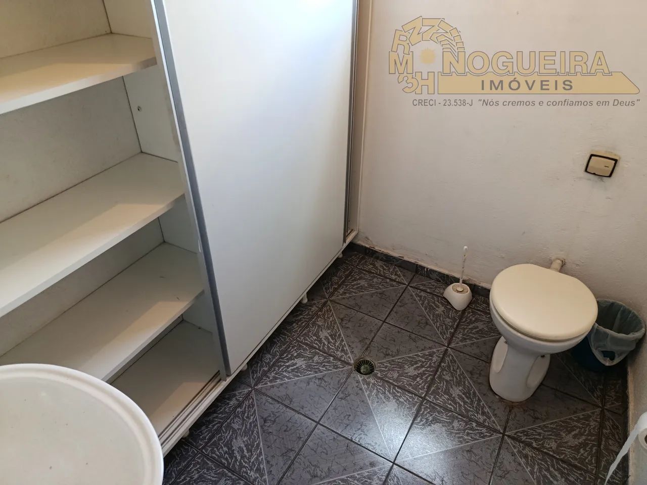 Galpão Comercial 600m² com Escritório e Estrutura Completa - Pronto para Uso - Foto 5