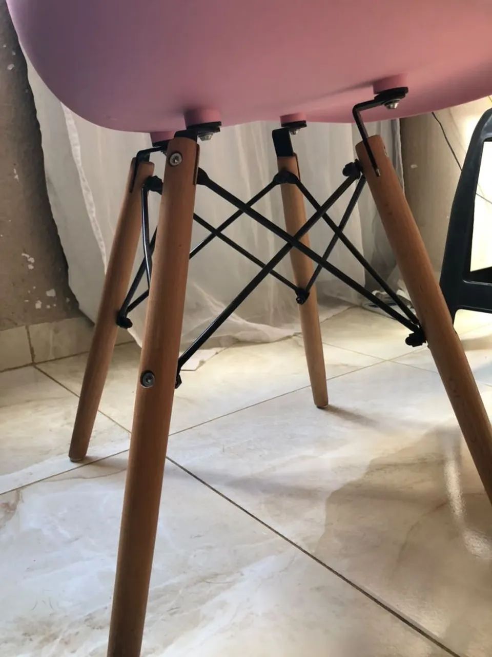 Cadeira moderna - Foto 3