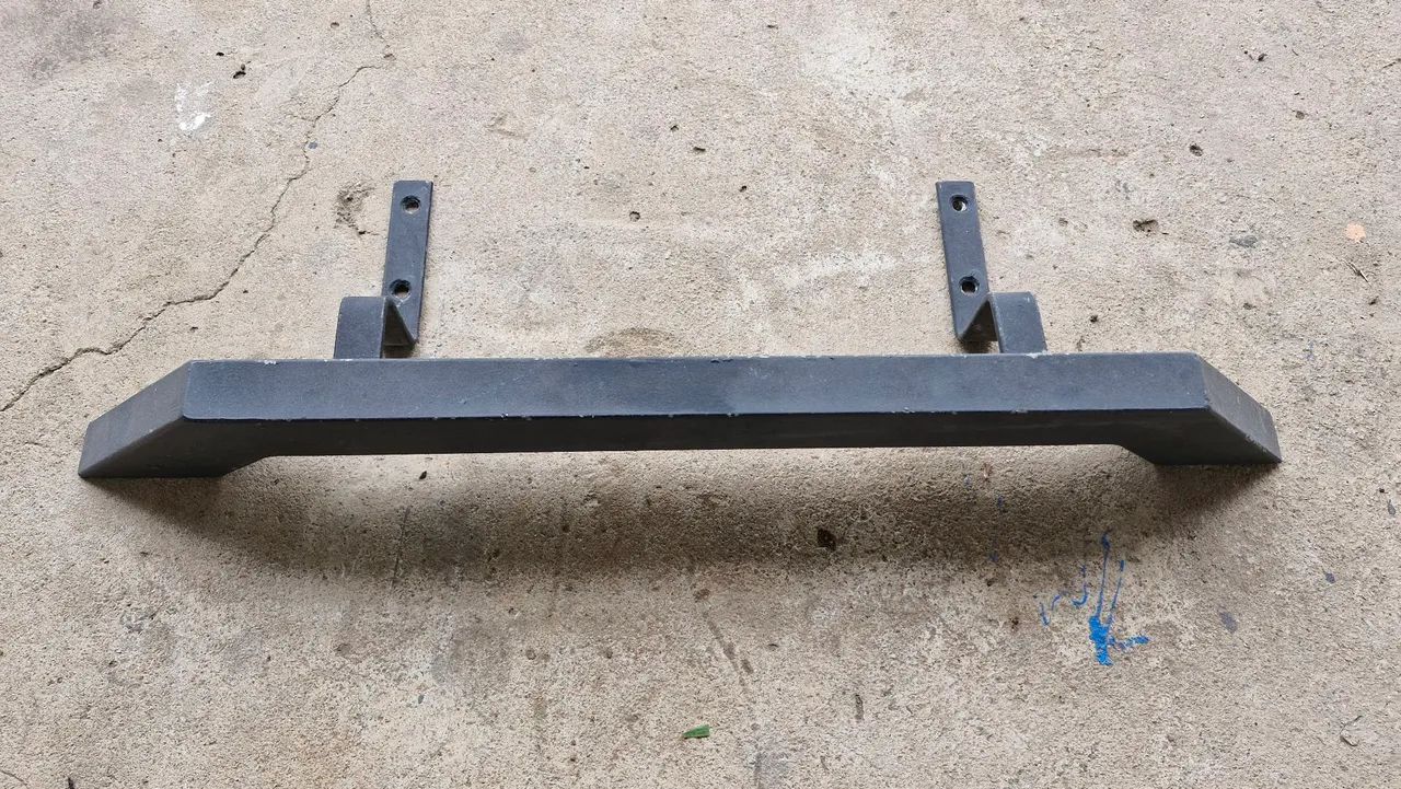 Vendo corrimão ferro com furacões  - Foto 4