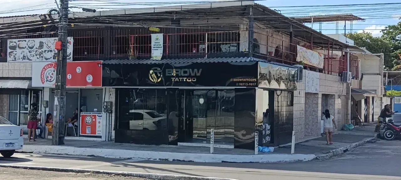 CASA COM PONTOS COMERCIAIS DE FRENTE AO CARREFOUR - Foto 4