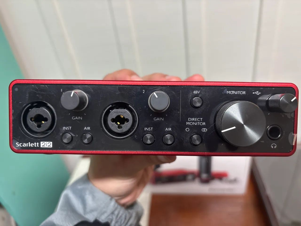 Interface de áudio Focusrite - Scarlett 2i2 Studio451967516022548483