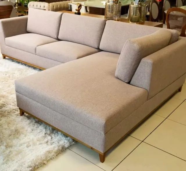  Elegante Sofá com Chaise Fixa/435LX83AX90/190P, R$23.882,20!