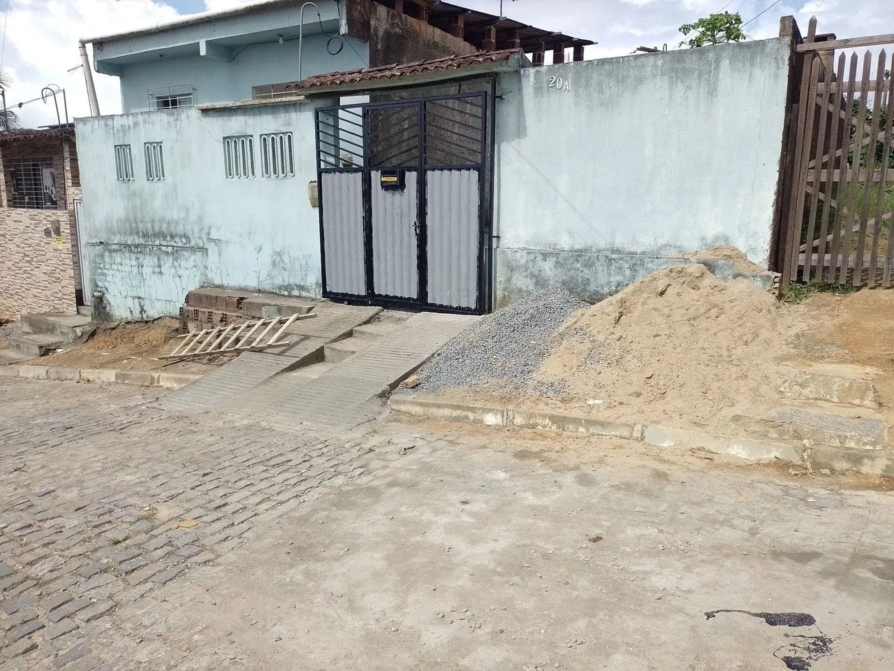 Vende - se casa em Escada - Pe