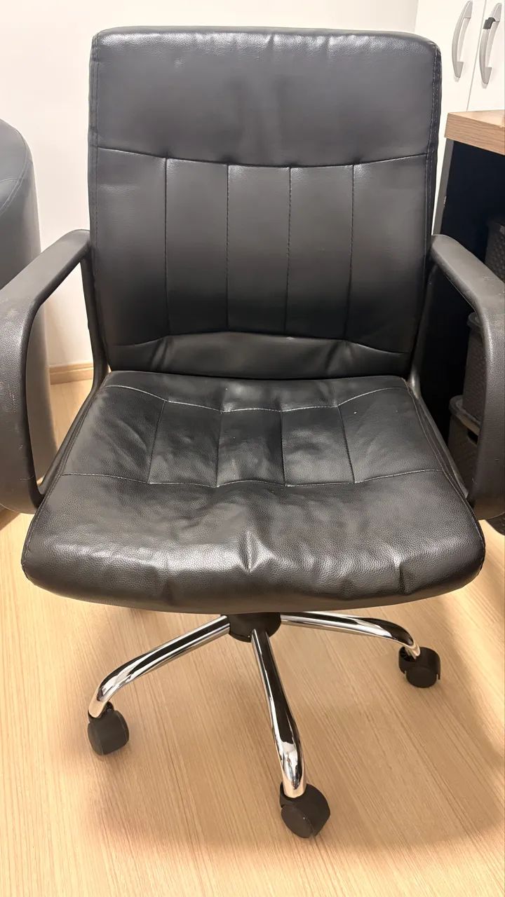 Cadeira para escritório giratória  - Foto 2
