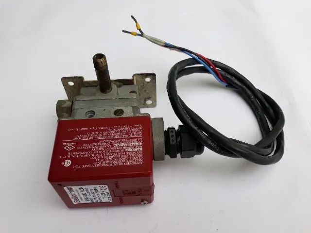 Bellofram T-1001 PRESSURE TRANSDUCER  - Foto 5
