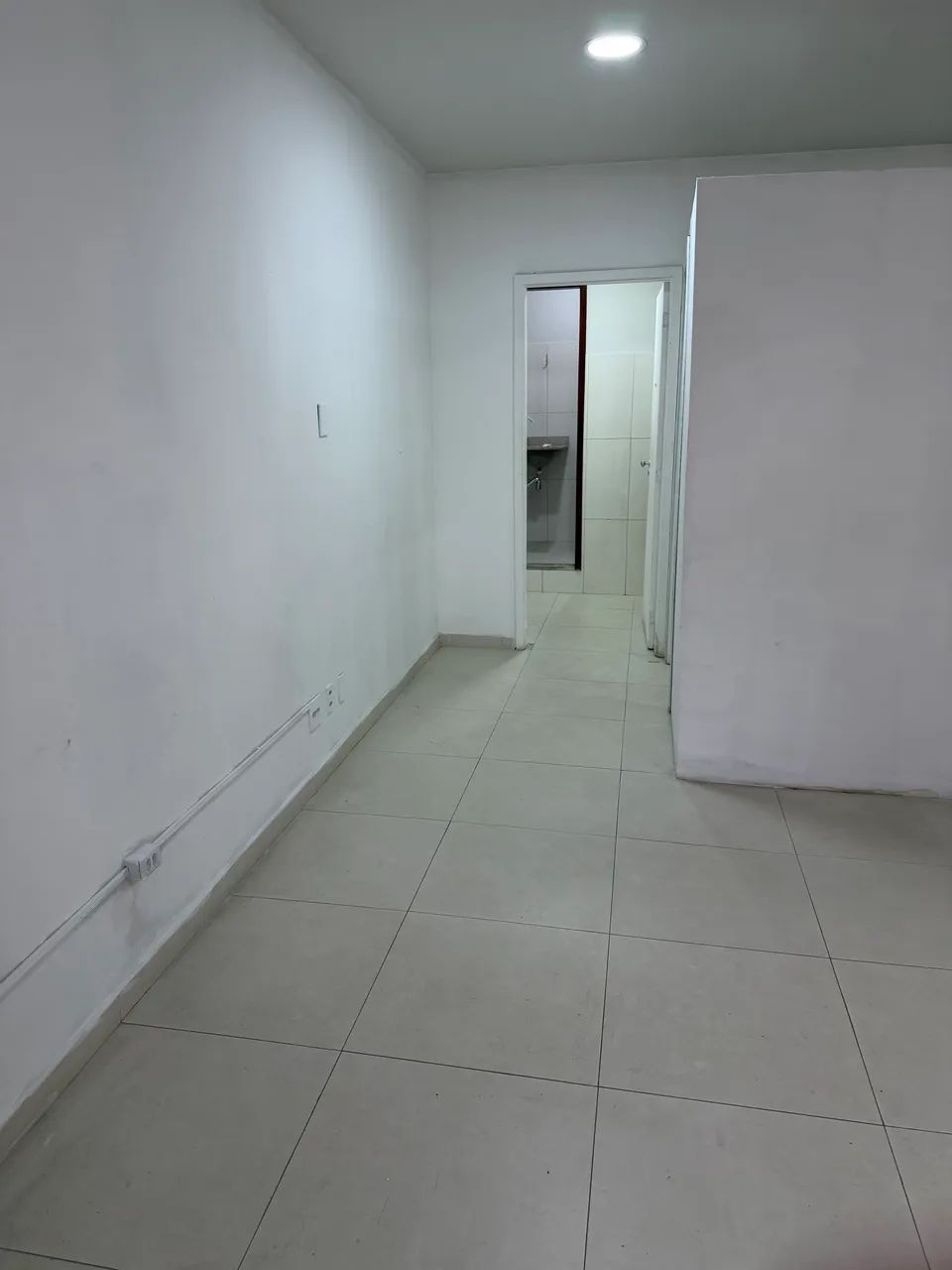 Alugo sala comercial - Marechal Hermes - Foto 5