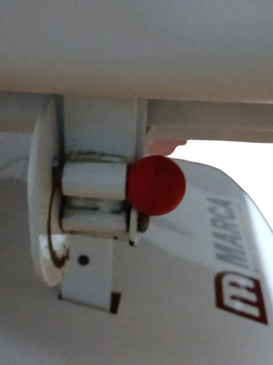 Cama Hospitalar Elétrica c/ Controle Remoto - Usada em Ótimo Estado de Conservação - Foto 3