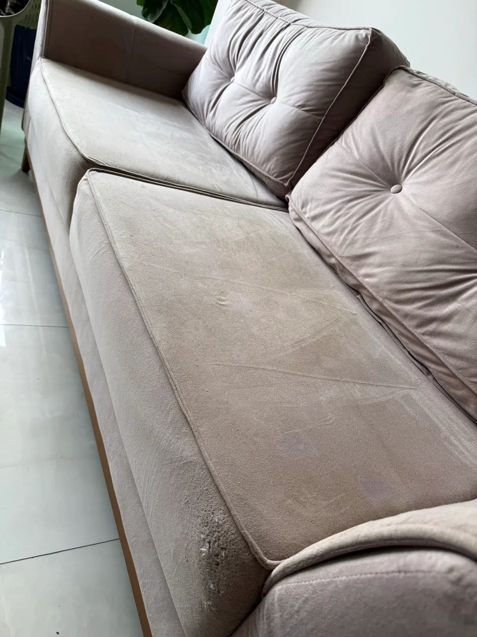 Sofá de design Rosê Veludo  - Foto 3