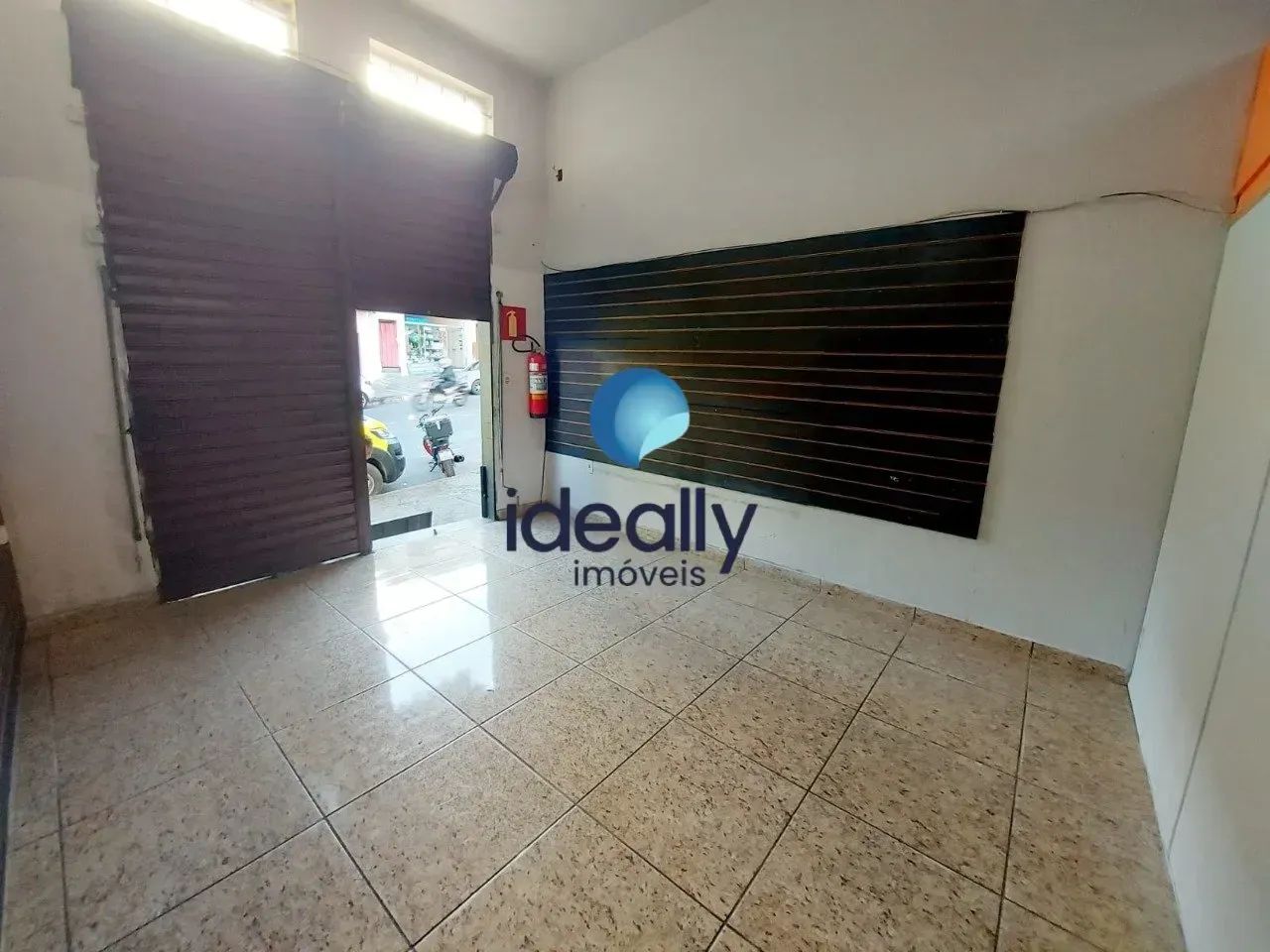 LOJA NA AVENIDA SERRANA_ LOCAÇÃO - Foto 4