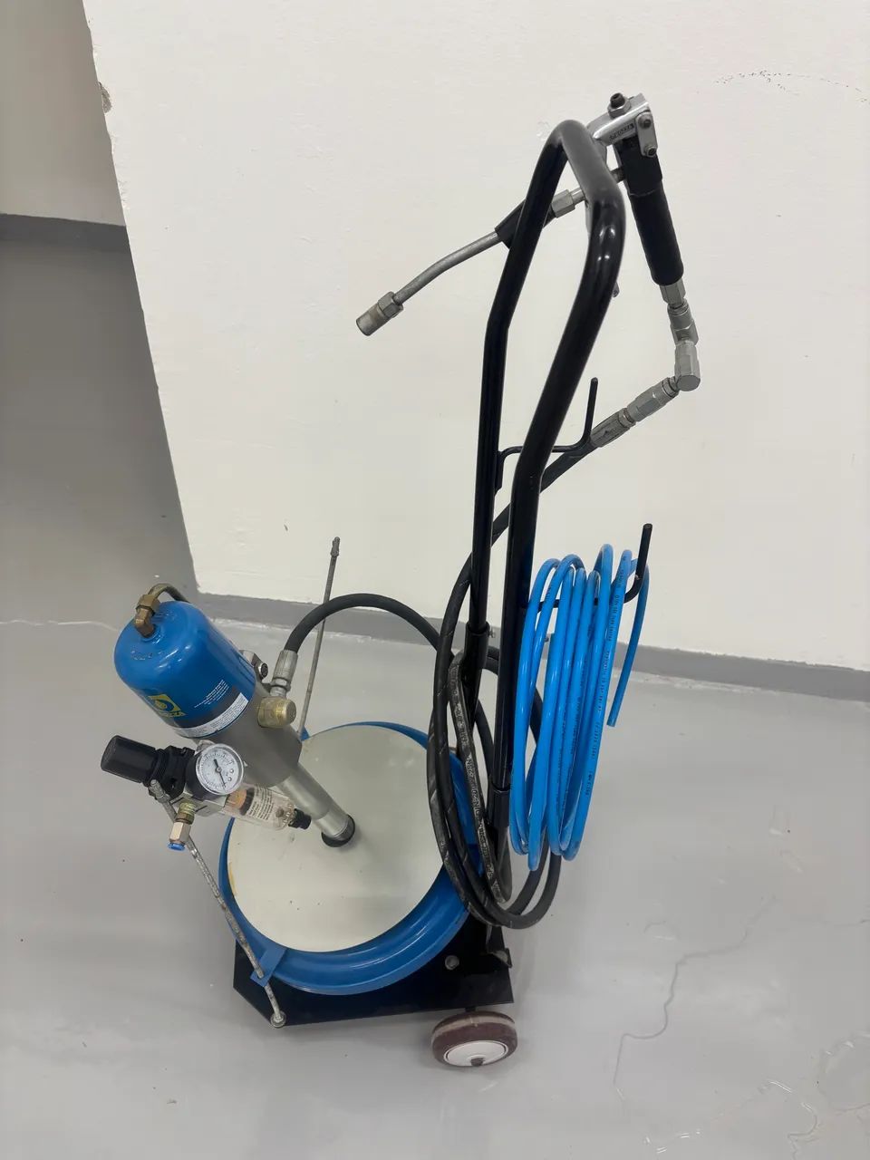 Propulsora Pneumática para Graxa BOZZA 20kg - Profissional - Foto 3