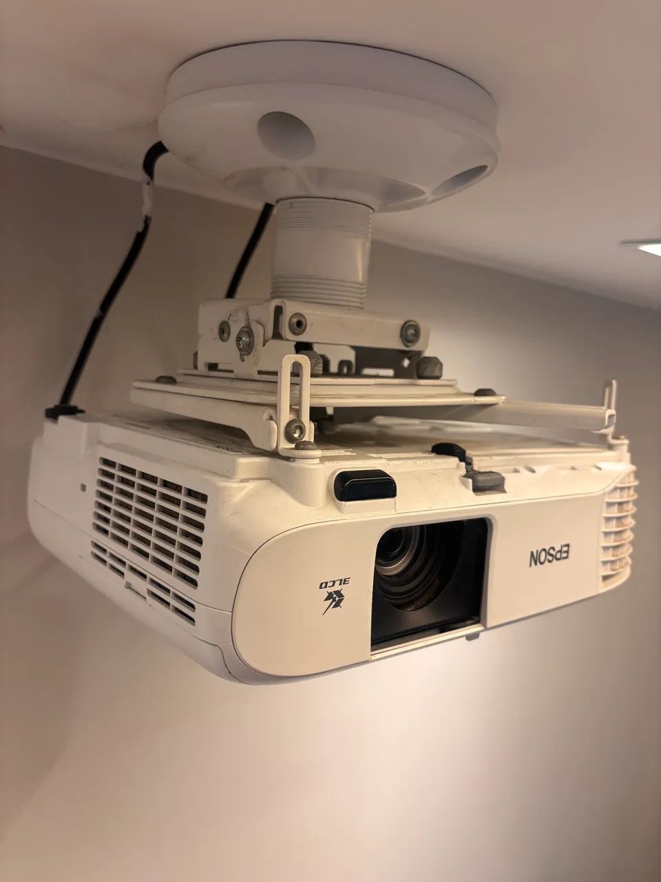 Projetor Epson Power Lite E20