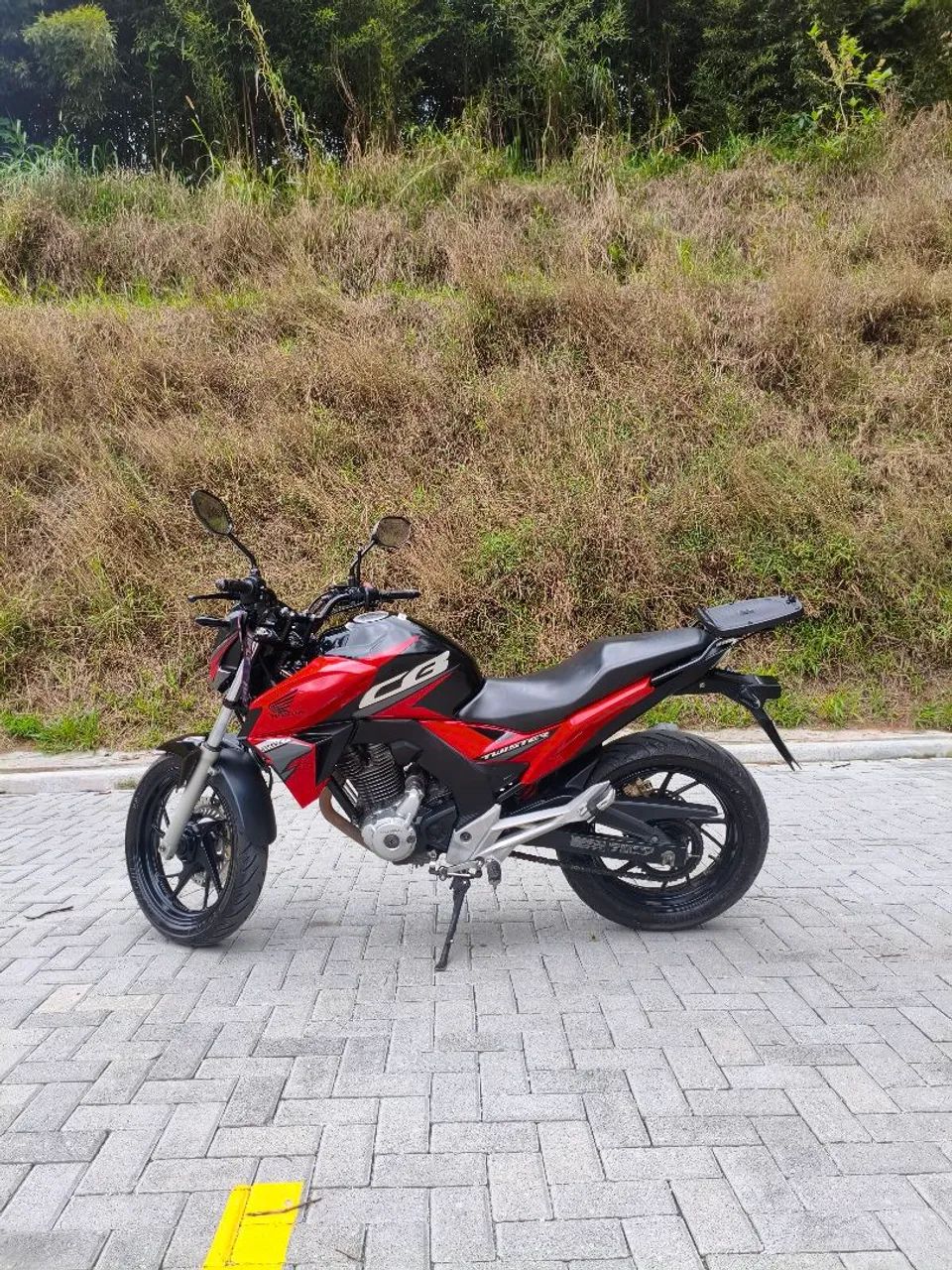 CB 250F Twister  - Foto 2