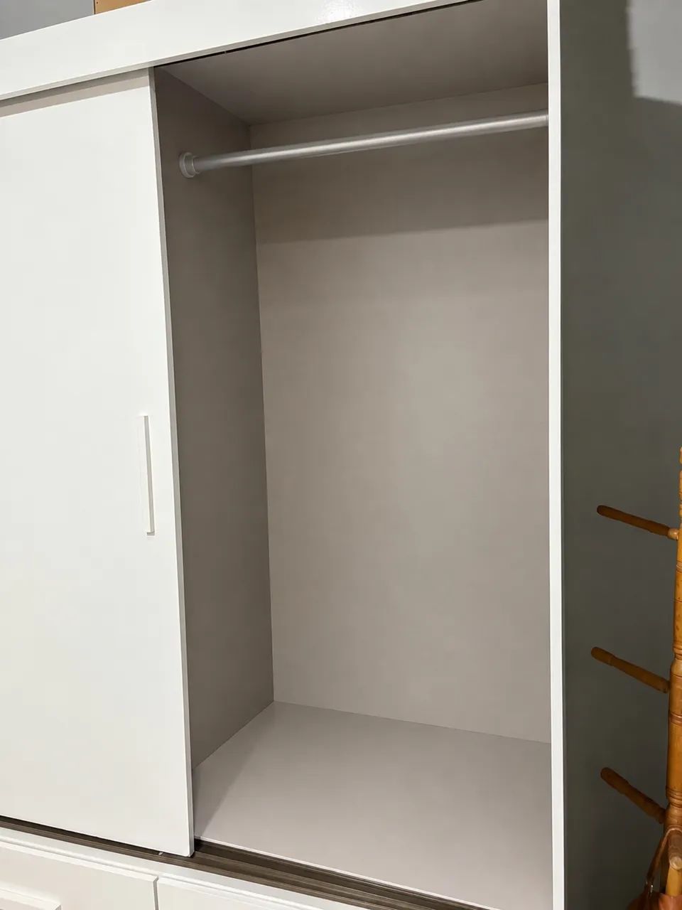 Guarda Roupa em ótimo estado  - Foto 3
