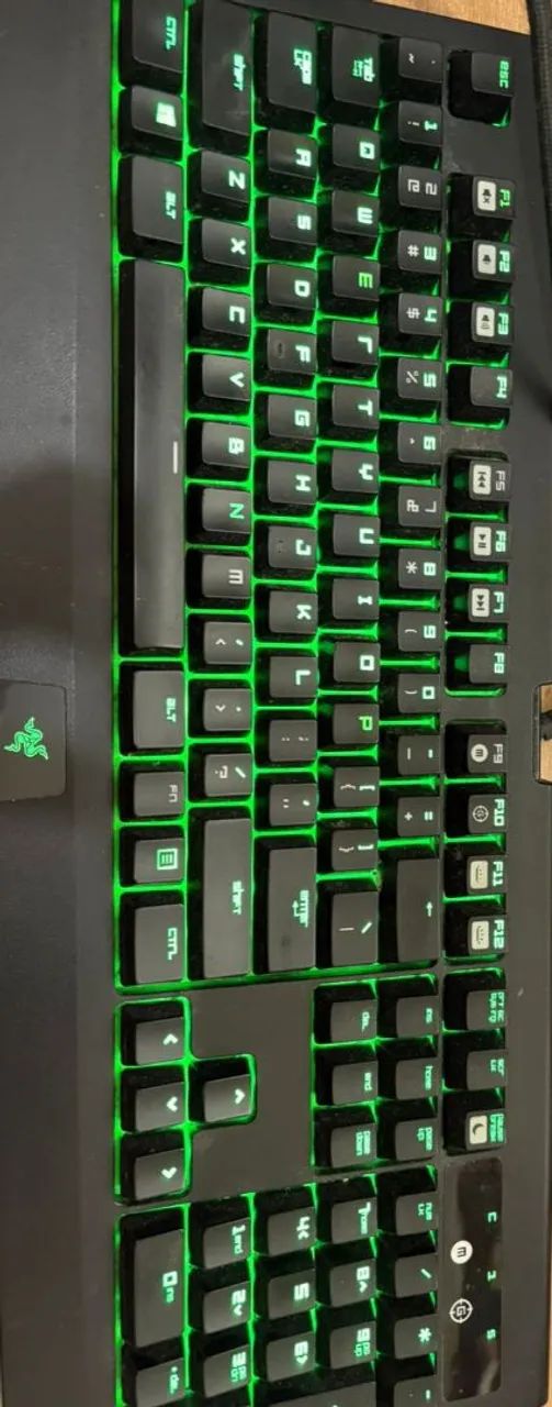 Teclado BlackWidow verde 2014 com defeito