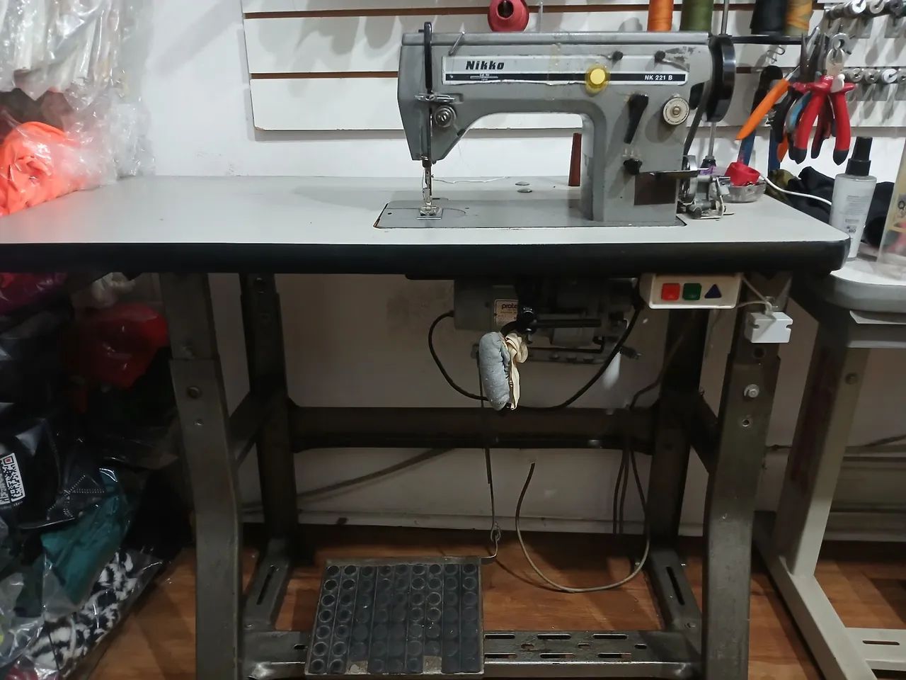 Máquina reta semi industrial