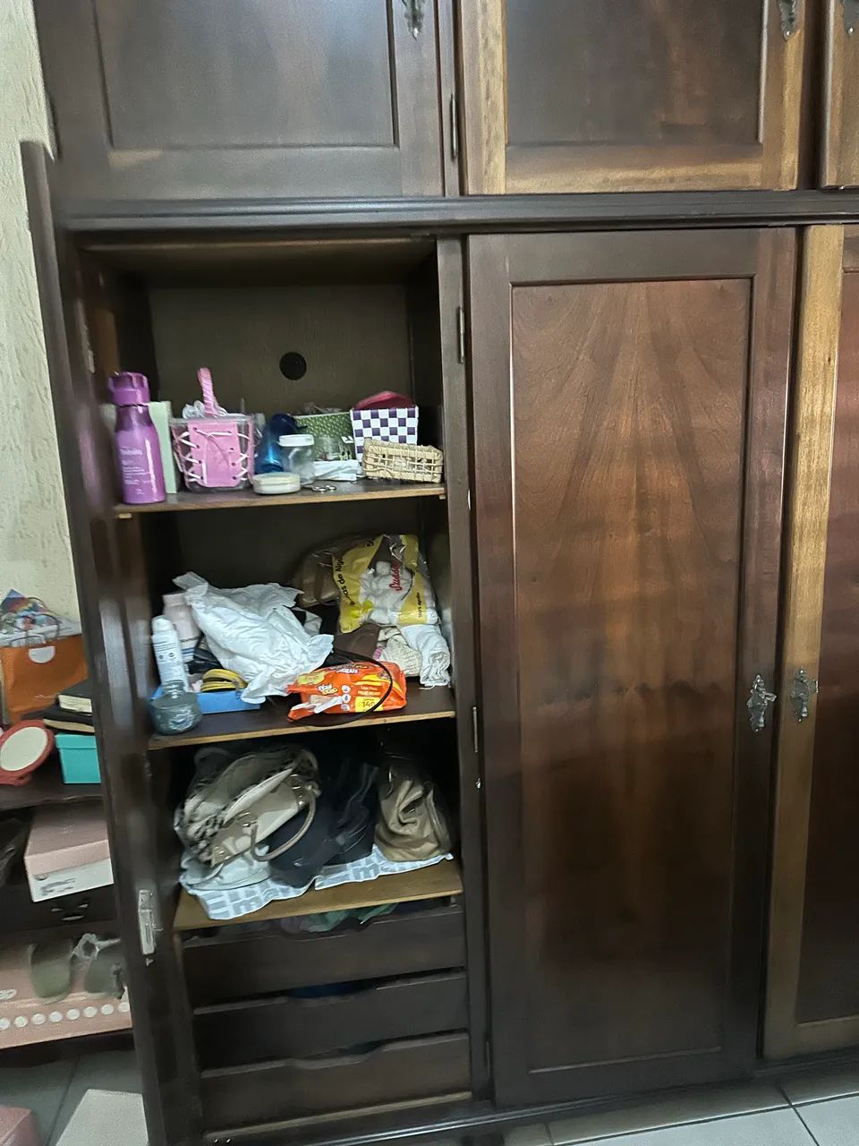 GUARDA ROUPA EXCELENTE  - Foto 4