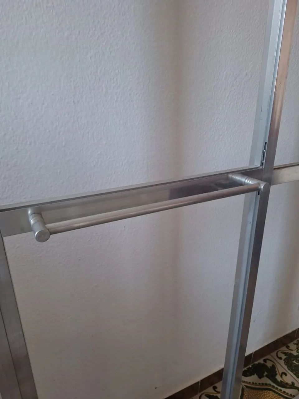 Armação de box de alumínio. - Foto 2