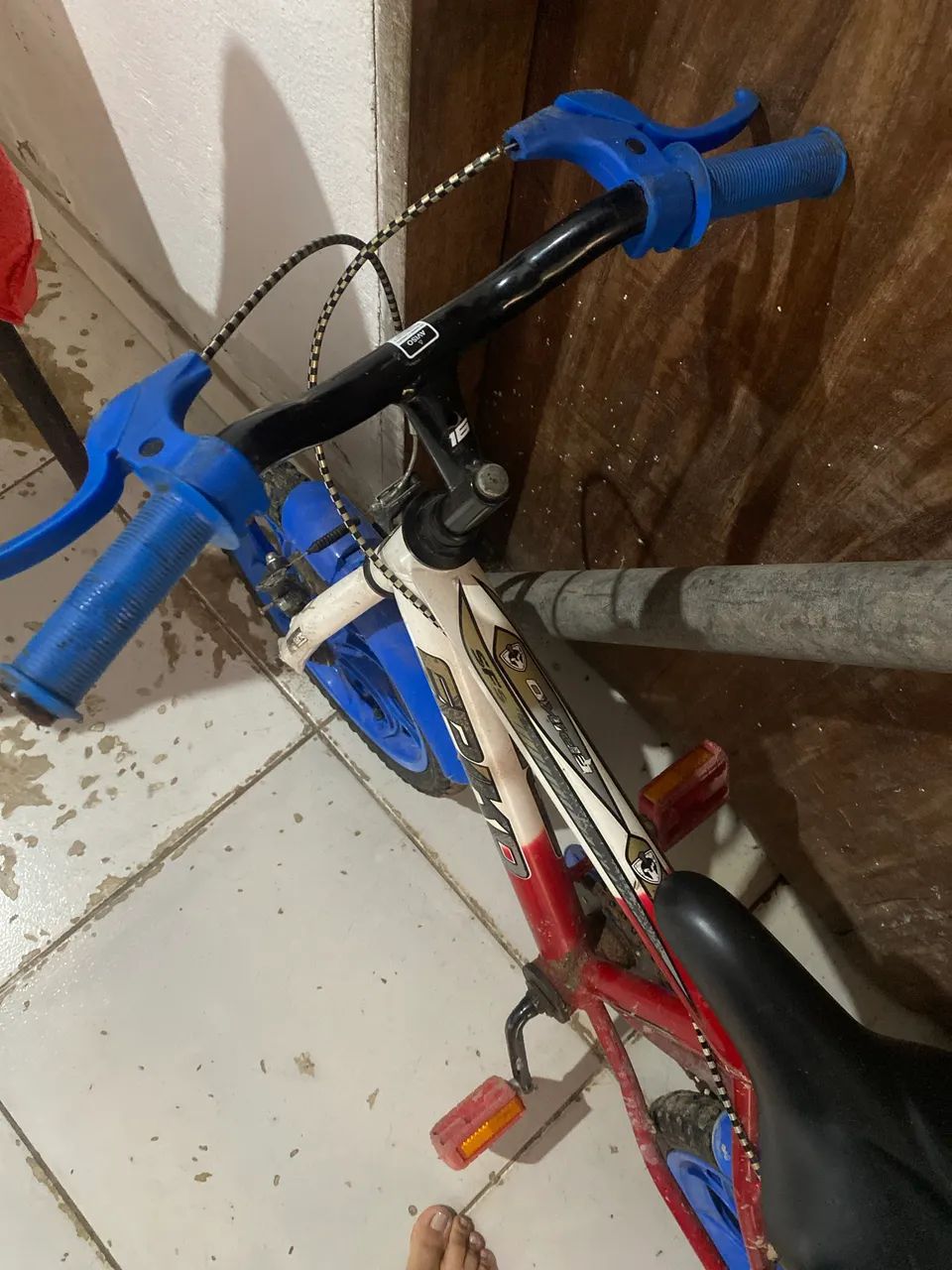 VENDO BICICLETA INFANTIL ARO 20 - Foto 2