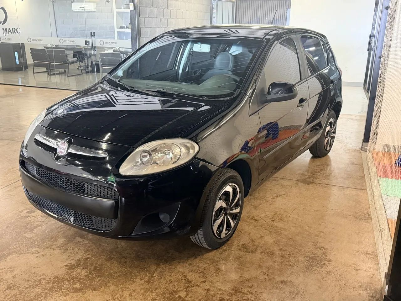 Fiat Palio Attractive 1.0 EVO Fire Flex 8V 5P 2013 - Foto 3