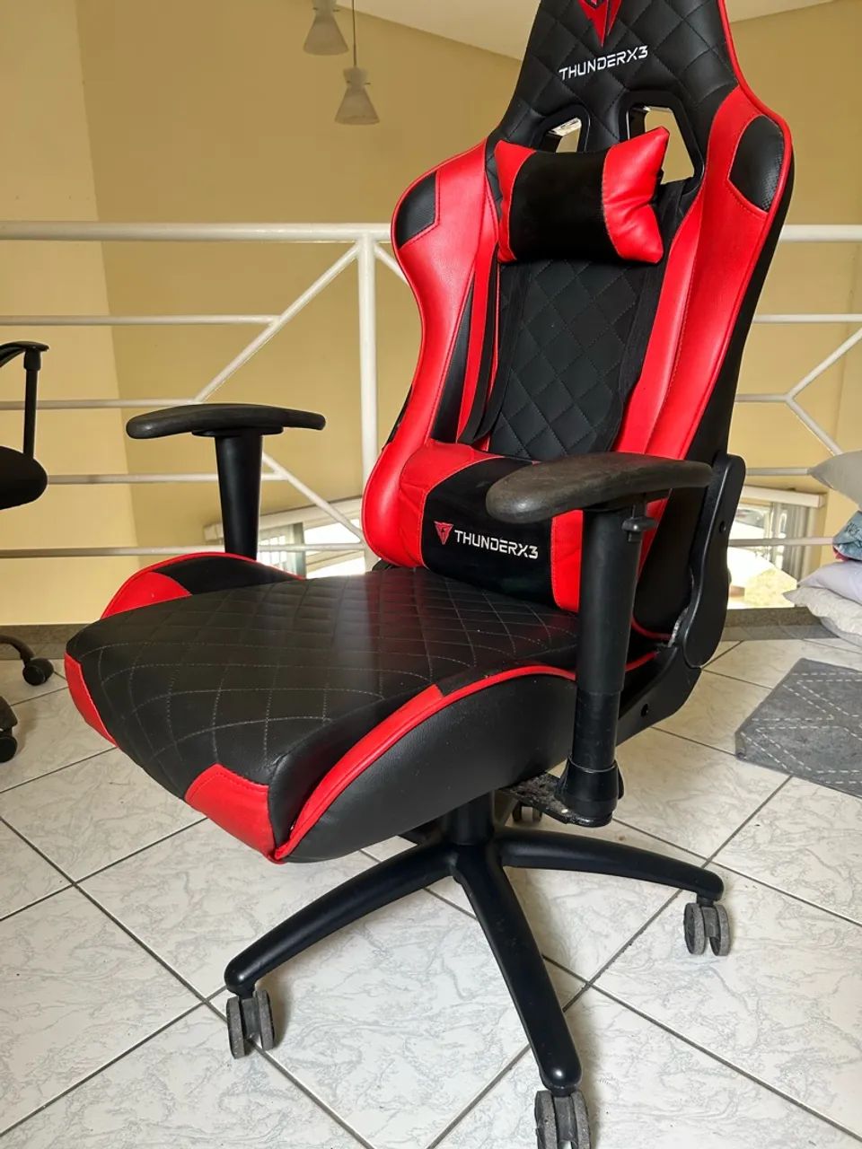 Cadeira gamer Thunder x3 - Foto 3