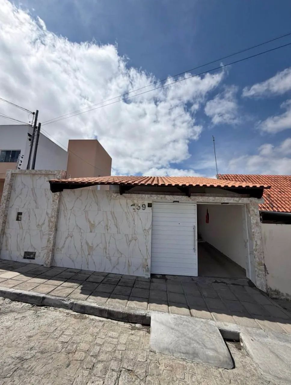 Ca  VENDO CASA EM PRAIA DA BALEIA