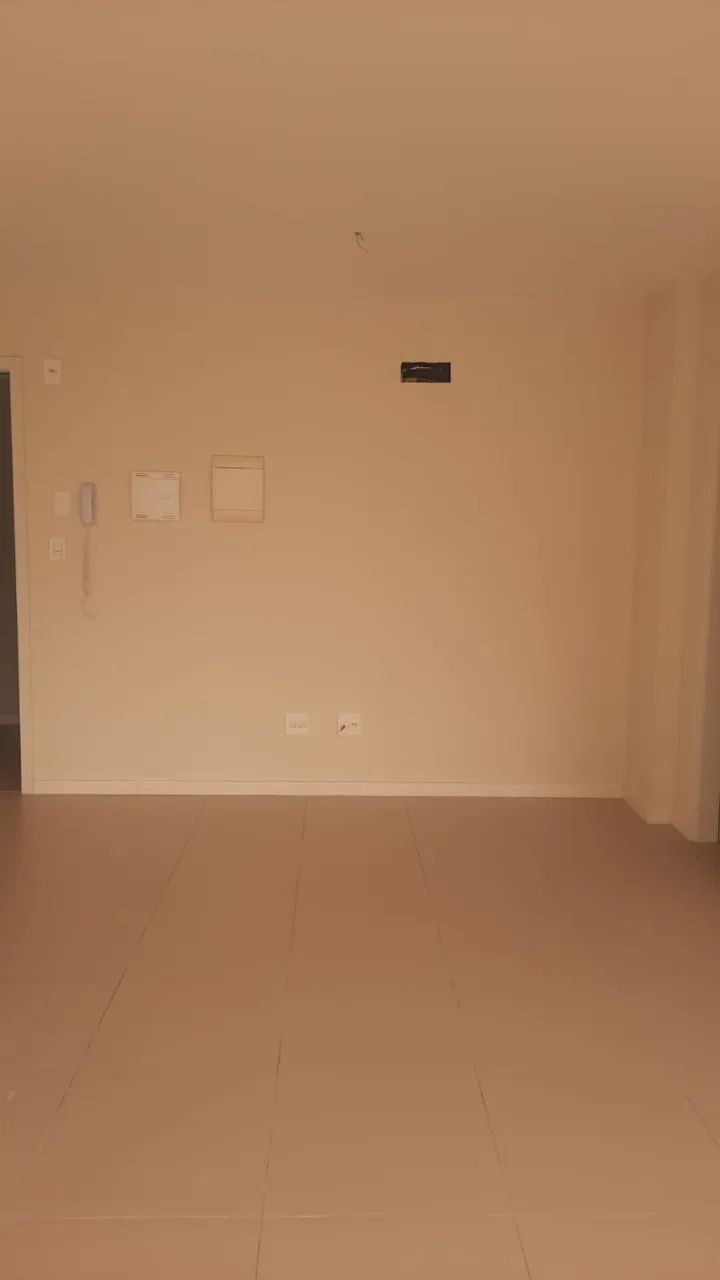 SALA COMERCIAL COM GARAGEM ED. GONDIN COM VISTA DO MAR. 36M² - Foto 4