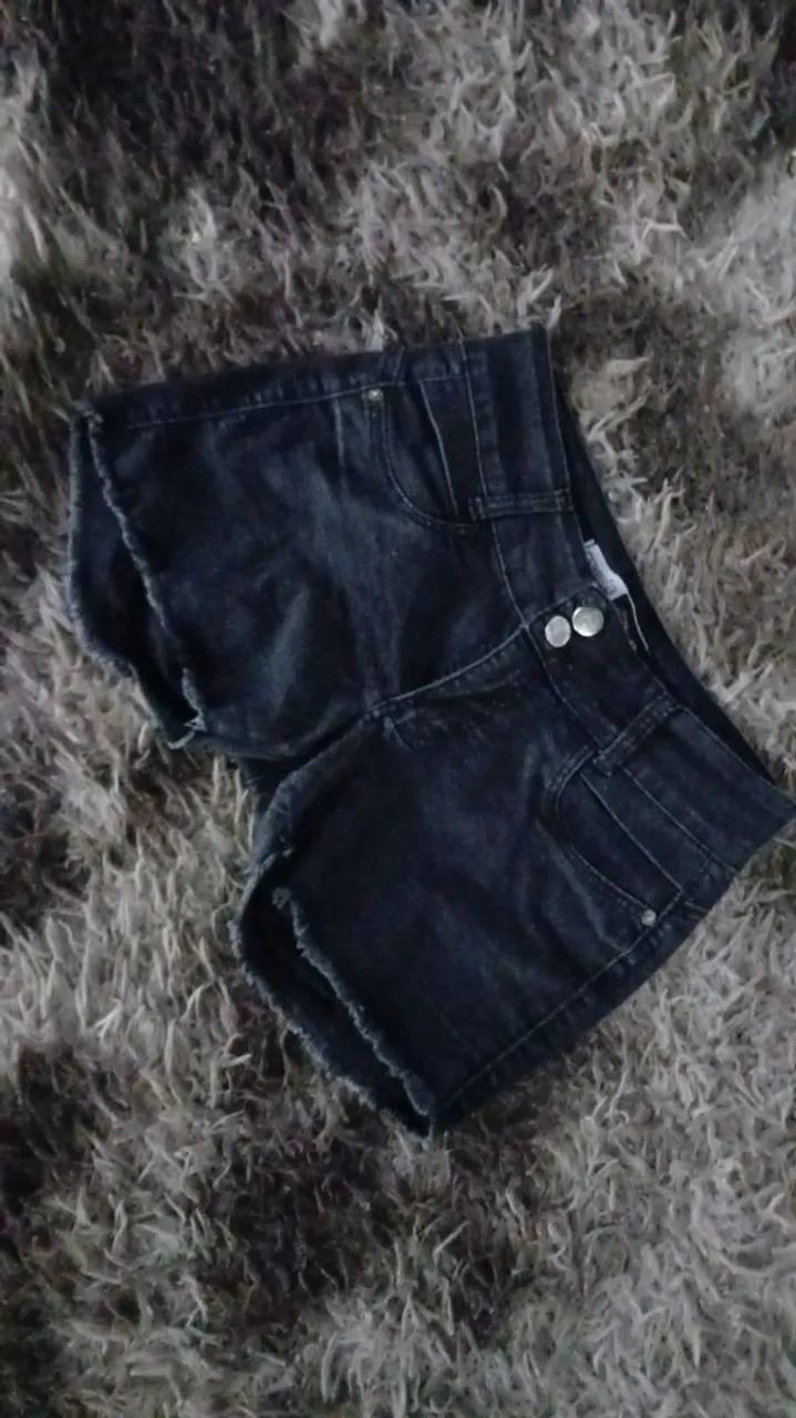 Vende se roupas - Foto 2
