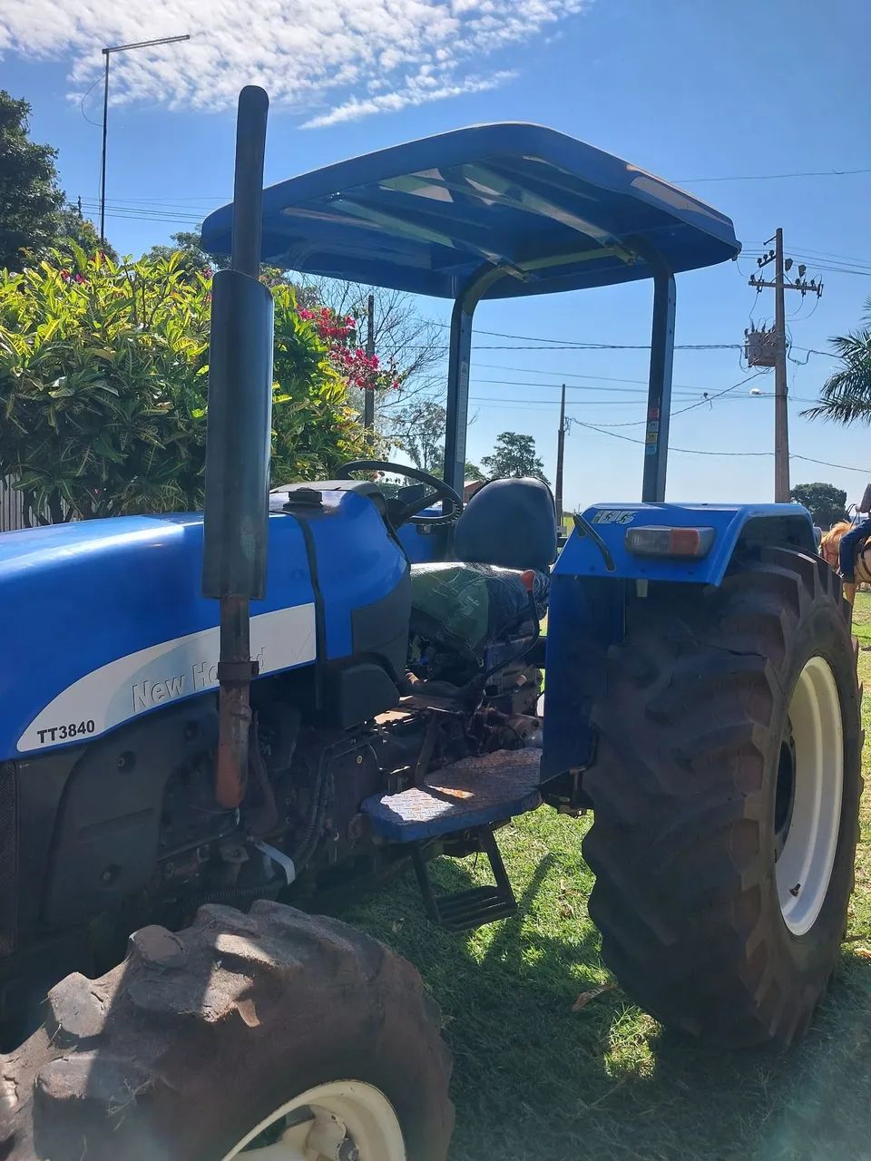 VENDE-SE TRATOR  - Foto 3