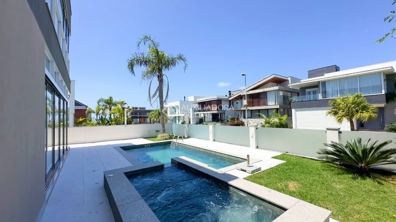 Casa frente mar com 5 quartos e 3 suítes. - Foto 5
