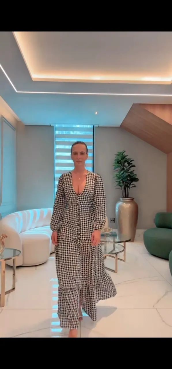Vestido no crepe, com caimento perfeito - Foto 3