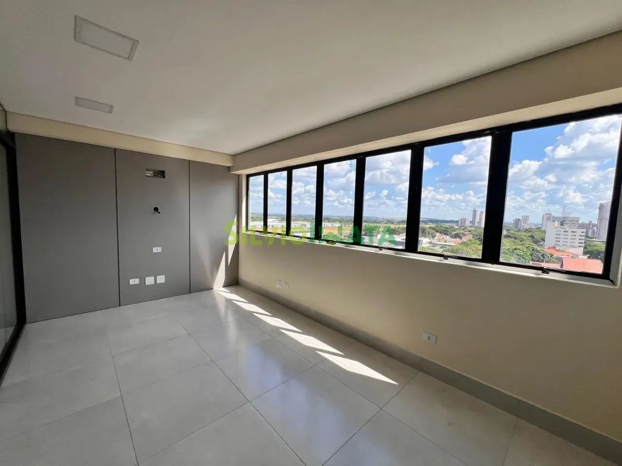 SALA COMERCIAL EM EDIFÍCIO COMERCIAL PARA LOCAR NA ZONA 08. - Foto 4