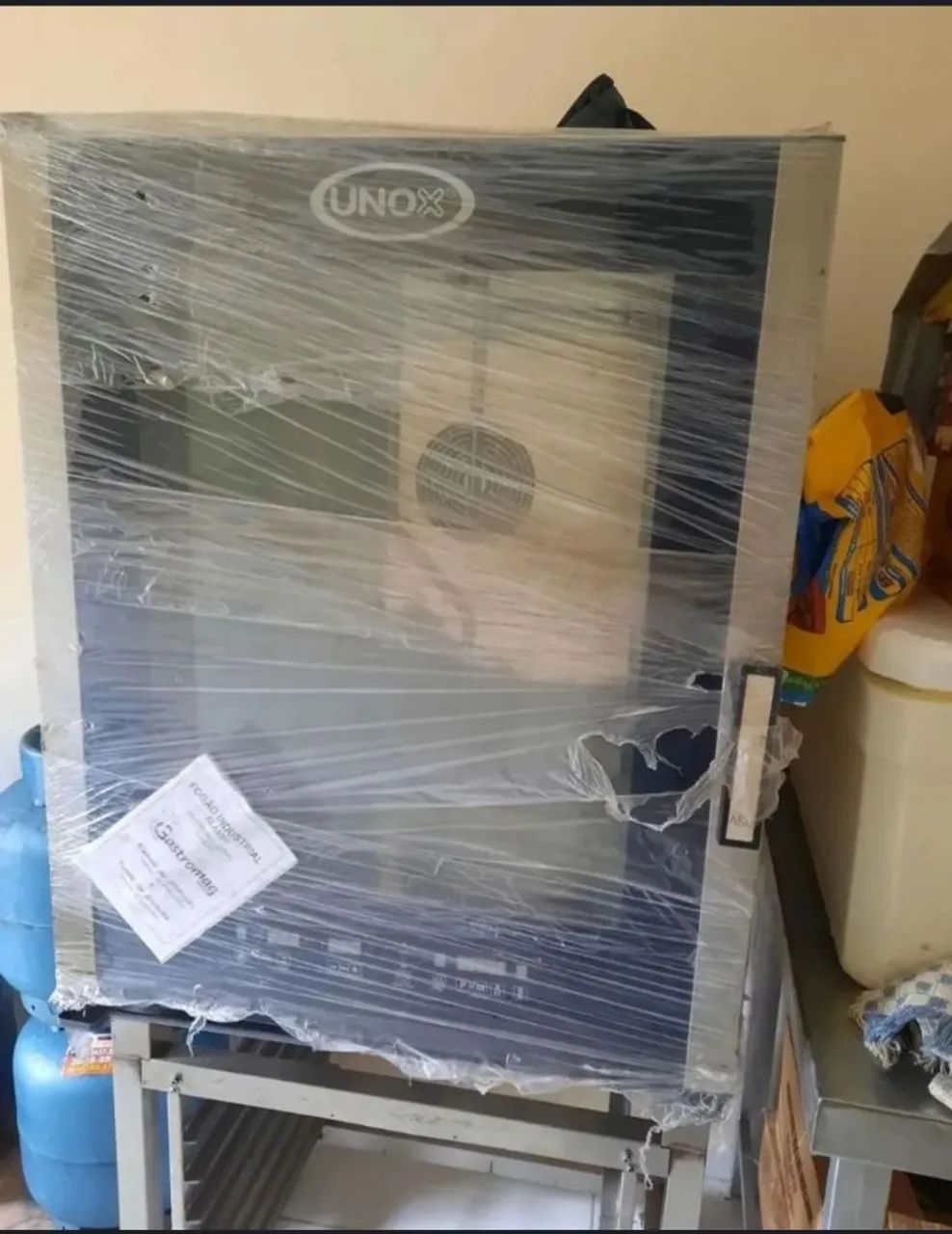 Forno combinado Unox Chef Mind com bancada grátis - Foto 3