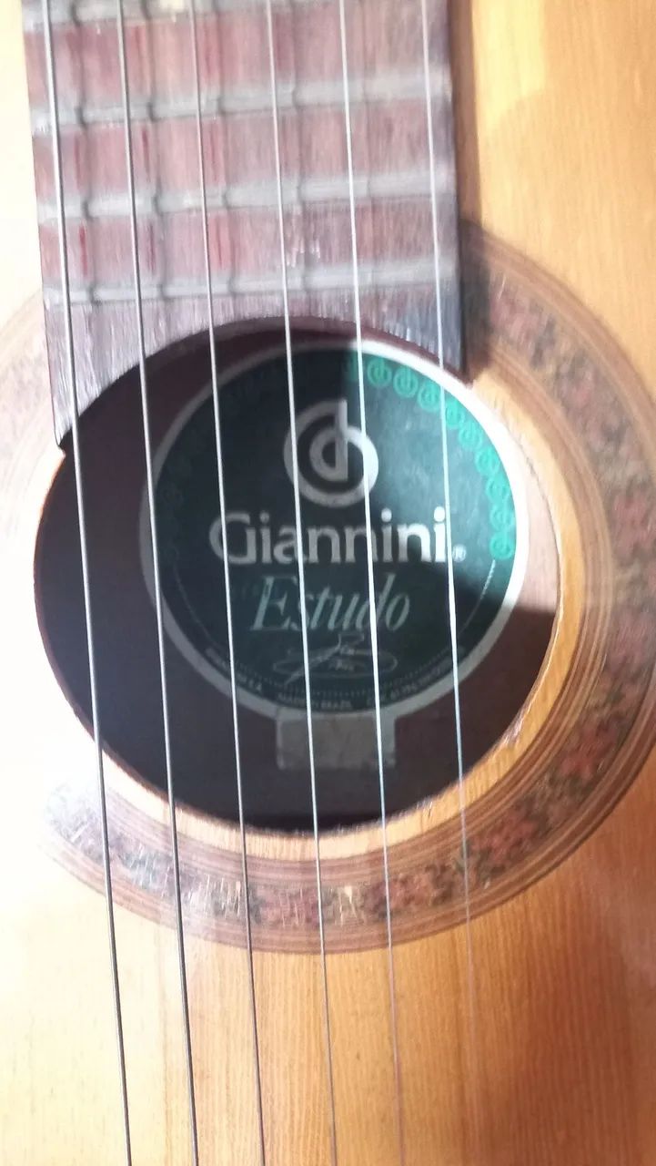 Violão Giannini com adaptador para caixa amplificada - Foto 3