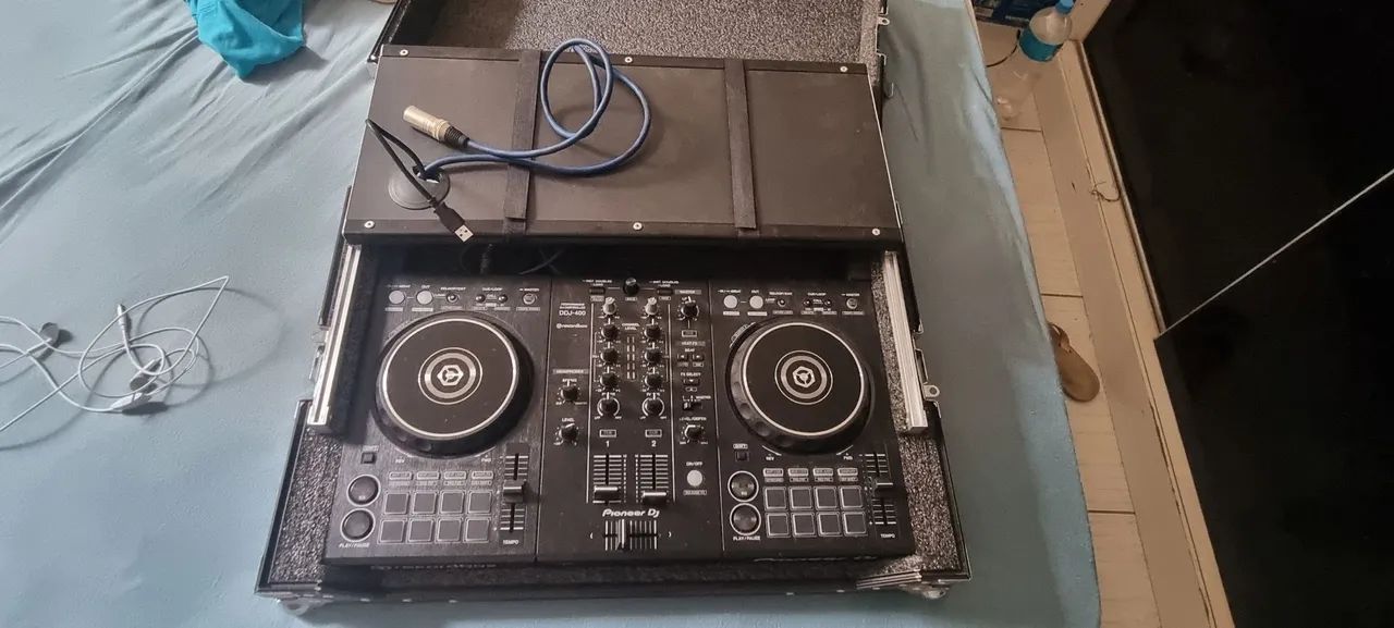 CONTROLADORA PIONNER DDJ 400 + CASE - Foto 4