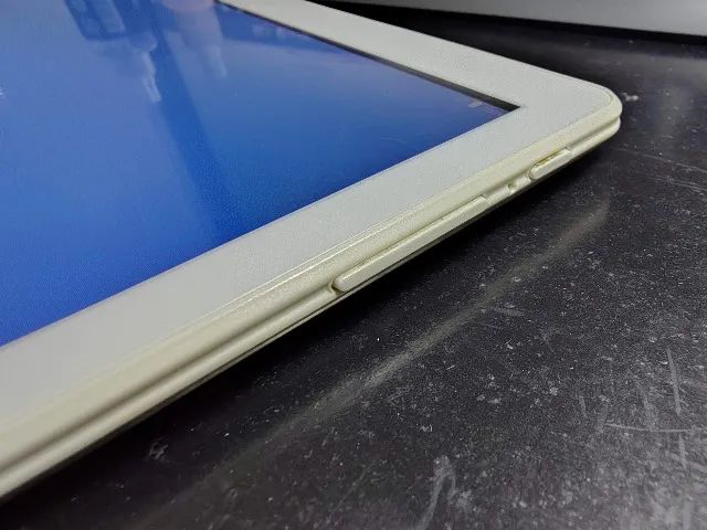 Tablet Multilaser M10A, modelo ML-S013, tela de 10,1 polegadas. Usado - Foto 2