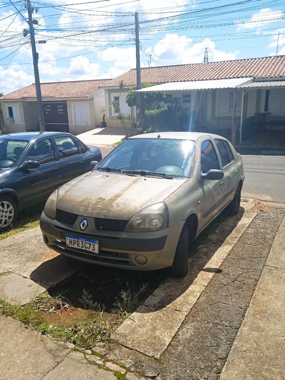 Renault Clio Authentique 1.0/1.0 Hi-power 16V 3P 2004