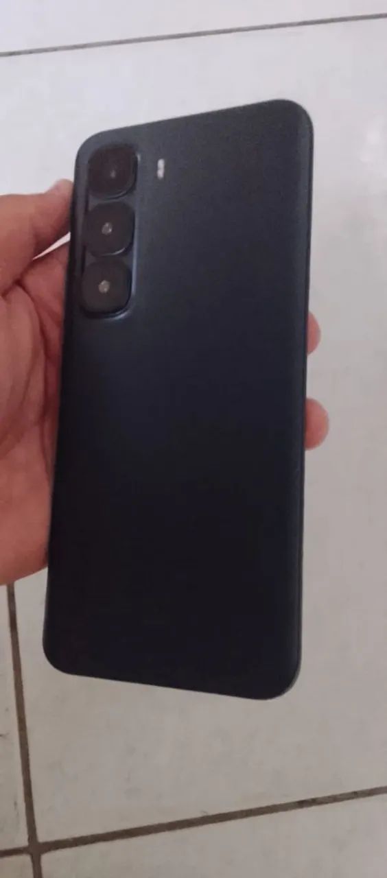 Celular infinix hot 60+  - Foto 2