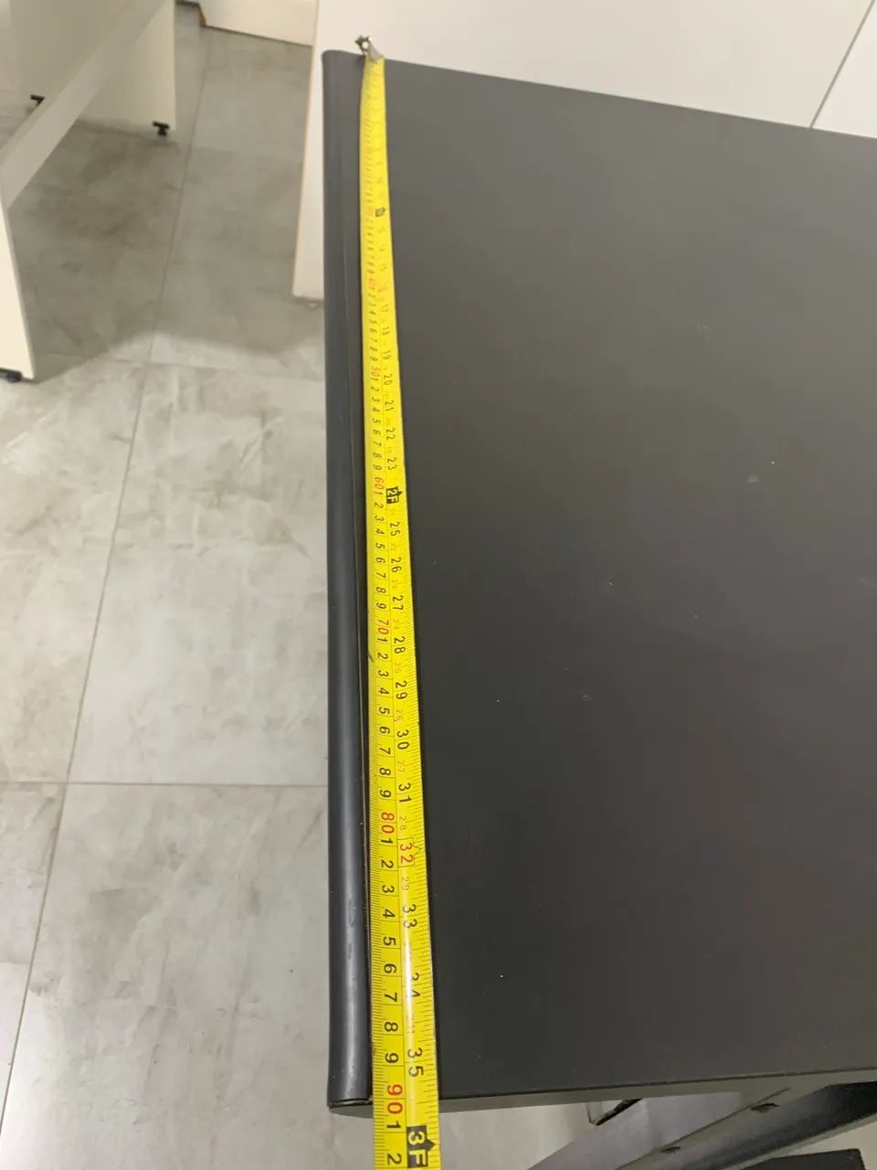 Mesa preta escritório/computador 