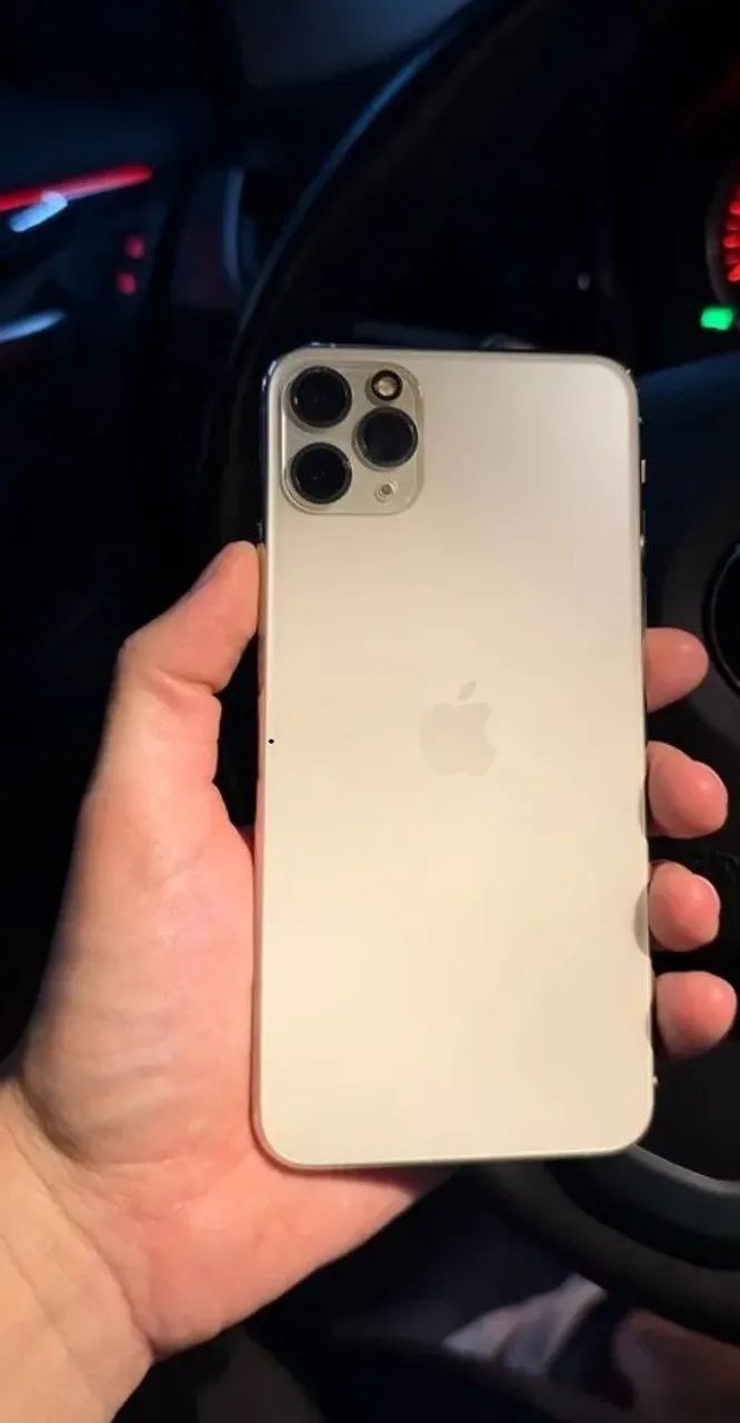 iPhone 11 Pro Max - 256GB Completo - Foto 2