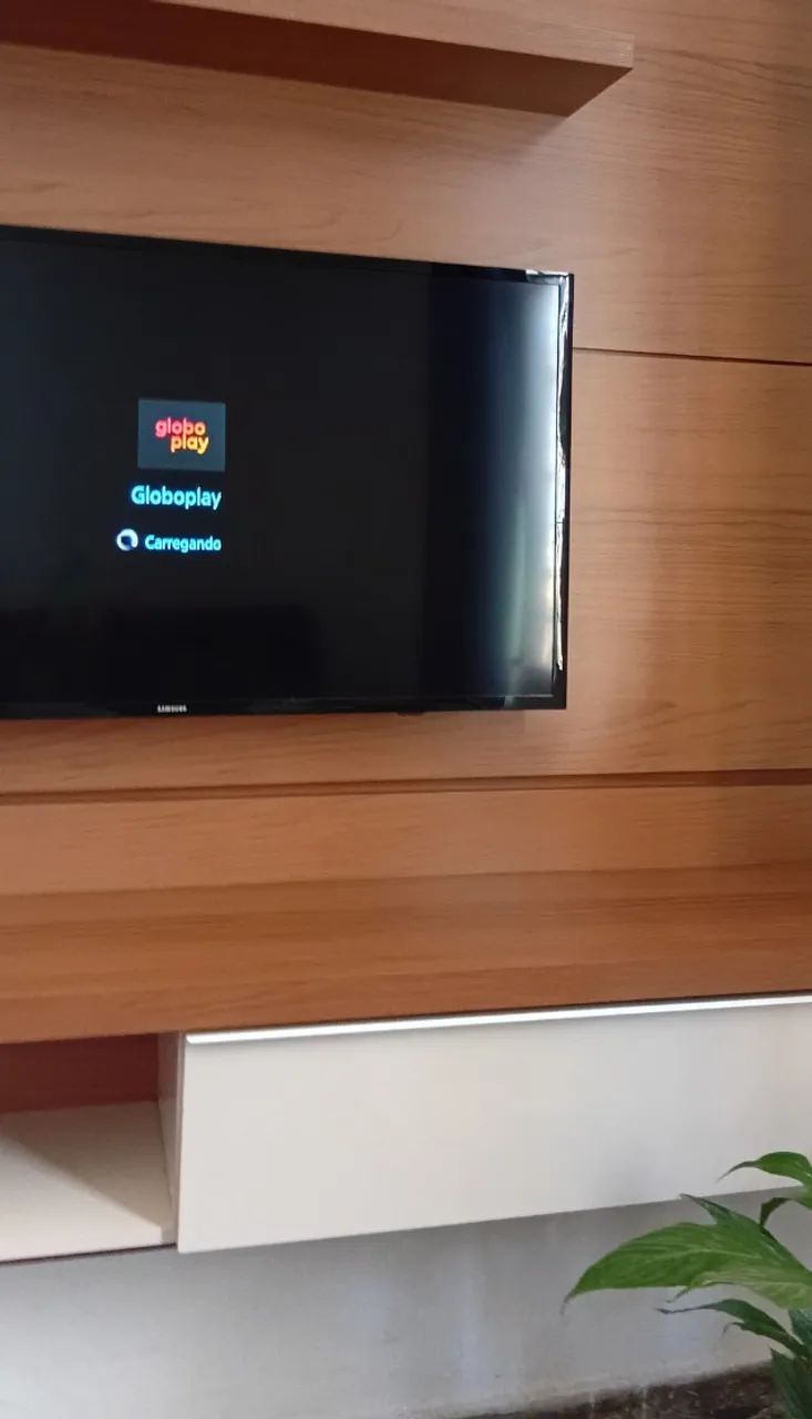 Painel com Rack para TV - Foto 2