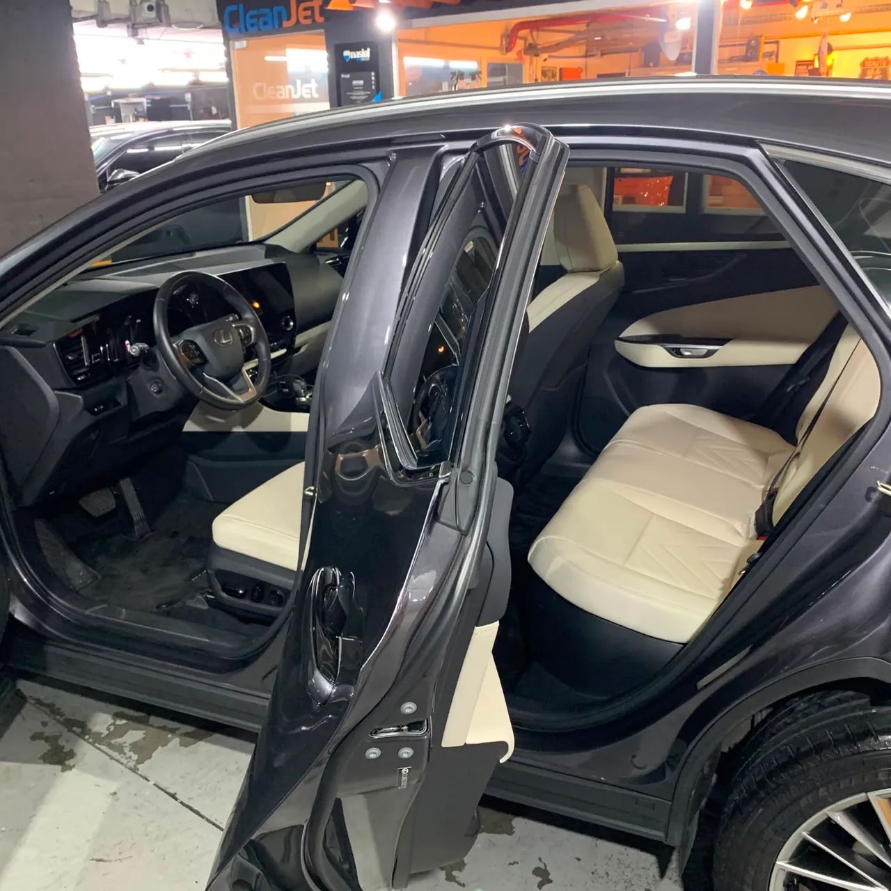 Lexus NX-350h Luxury 2.5 16V Aut. (hybrid), foto 5 de 12